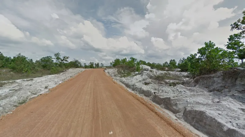 Red Soil Kaoling Mining